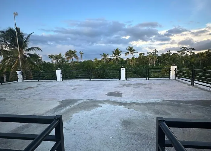 Jennys White Haven Homestay San Francisco (Cebu)